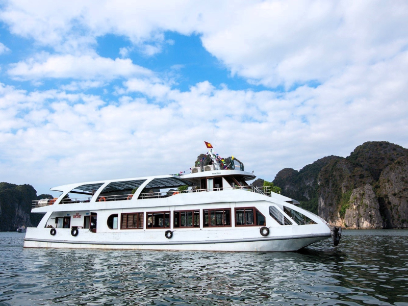 From Hanoi: Halong Bay Cruise One Day Tour by Alova Premium Cruise: Surprise Cave - Titop Island - Luon Cave with Buffet Lunch. 